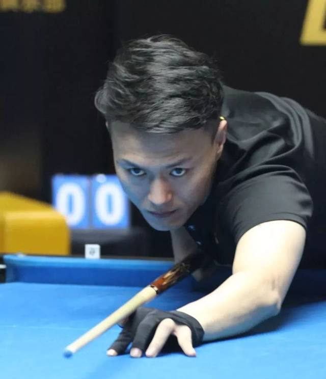 克雷桑与泽 克雷桑与泽